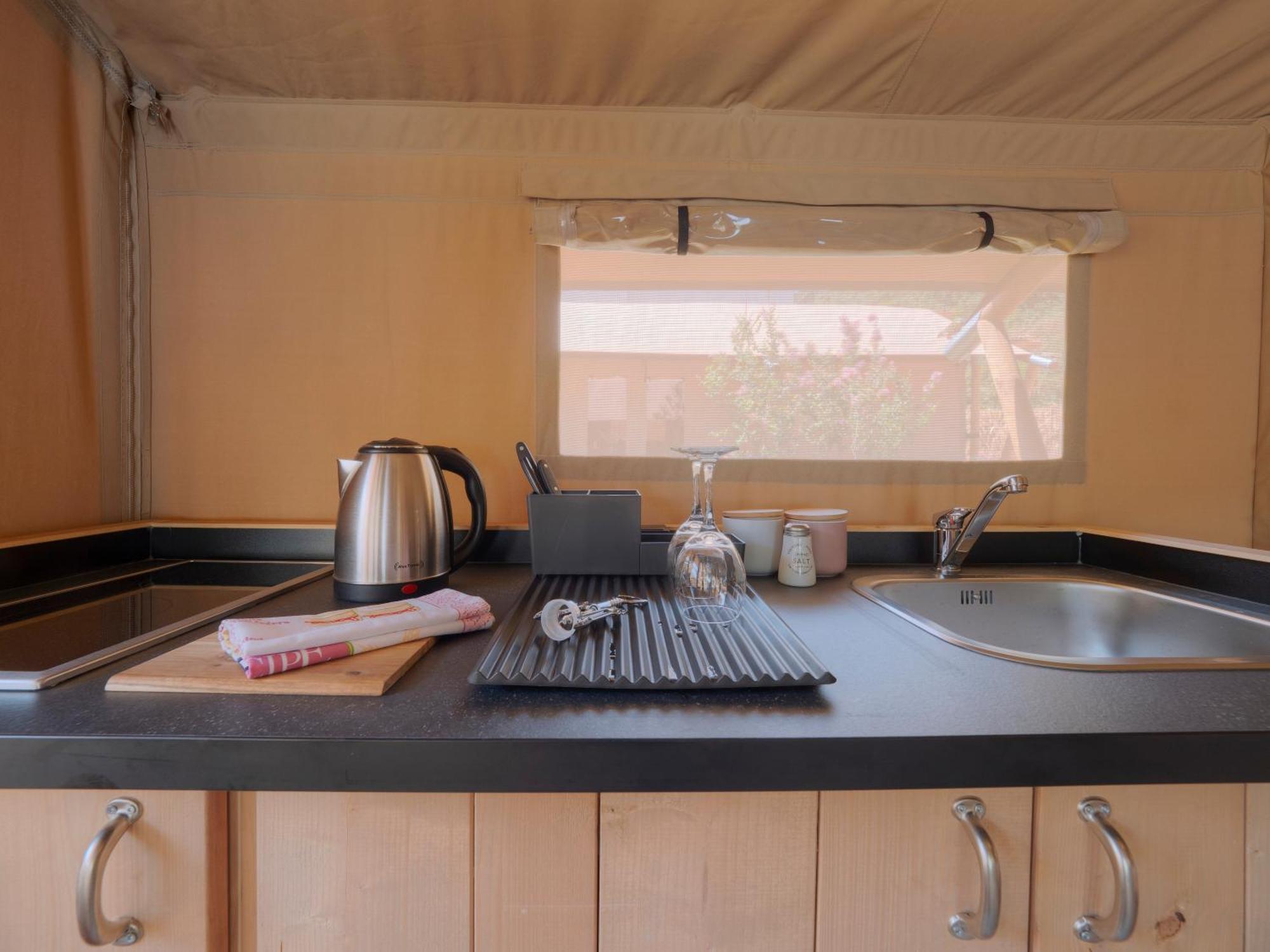 Hotel Sea Glamping Kotor Exterior foto