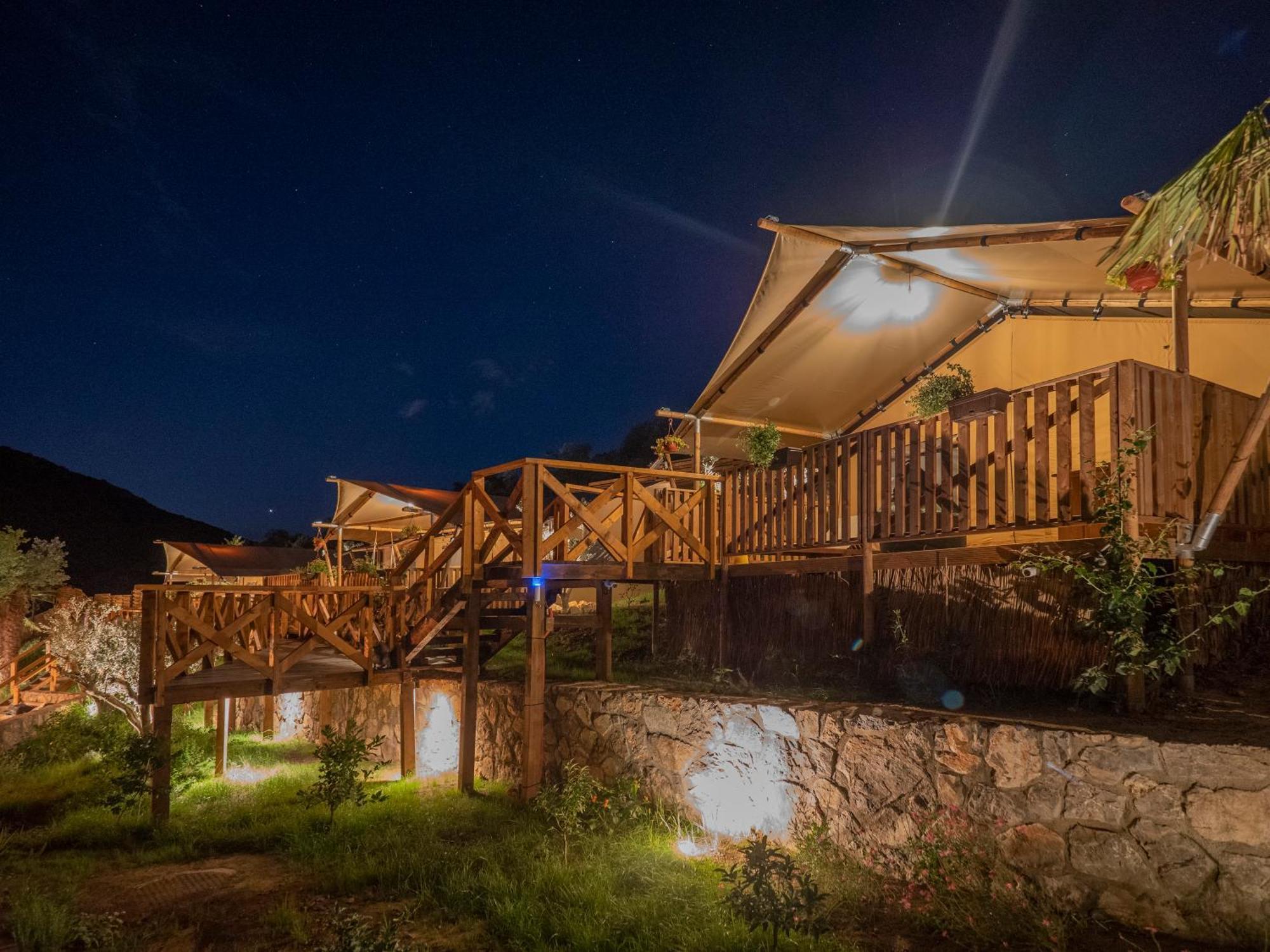 Hotel Sea Glamping Kotor Exterior foto