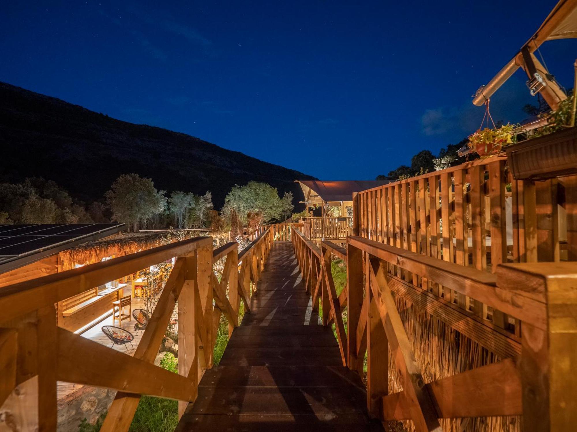 Hotel Sea Glamping Kotor Exterior foto