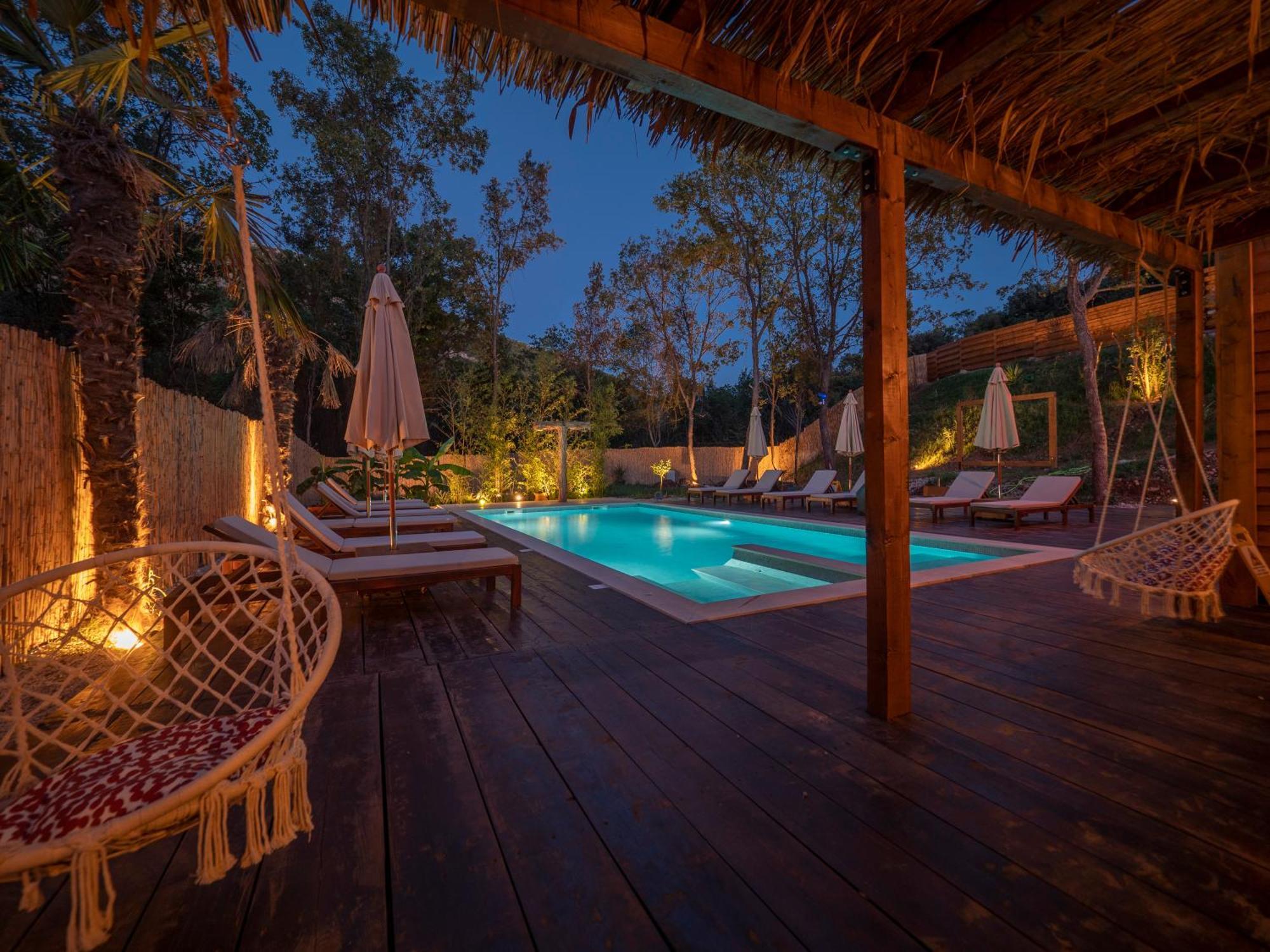 Hotel Sea Glamping Kotor Exterior foto